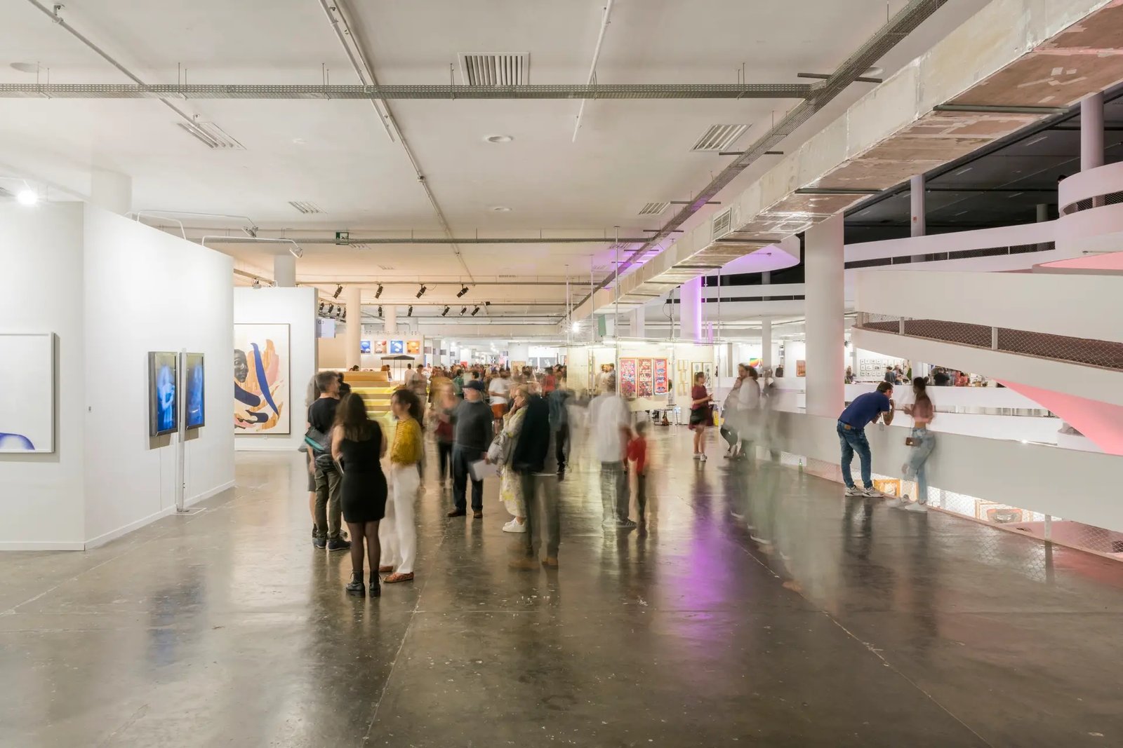 Como grandes colecionadores estão moldando o mercado de arte no Brasil